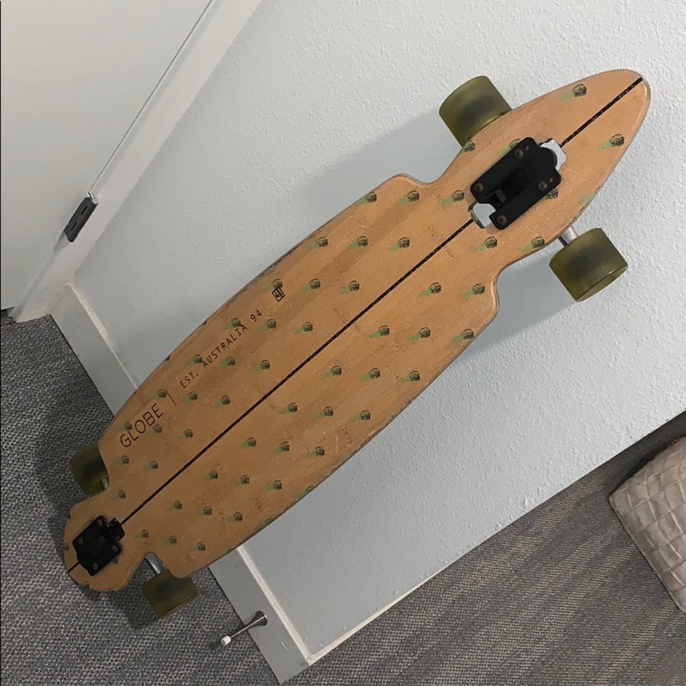 Globe longboard